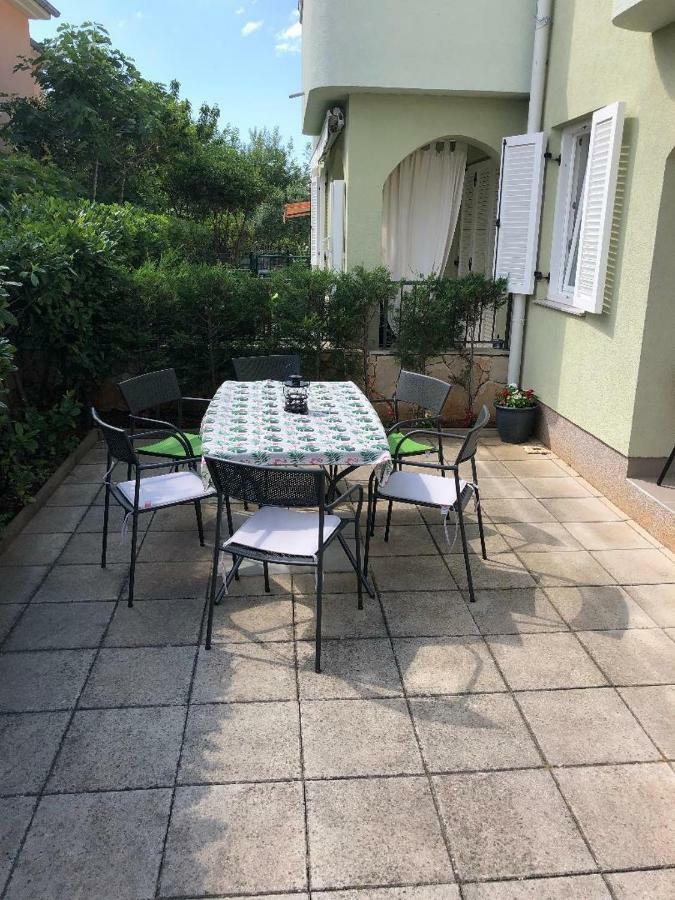Čižići Apartman Igor מראה חיצוני תמונה
